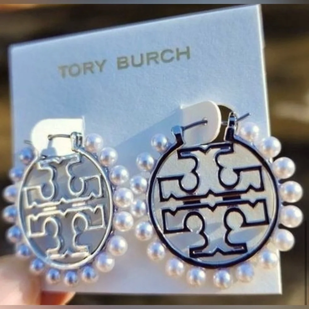 Designers Brands For Customers That Love To Wear Casual and Elegant Accessories;